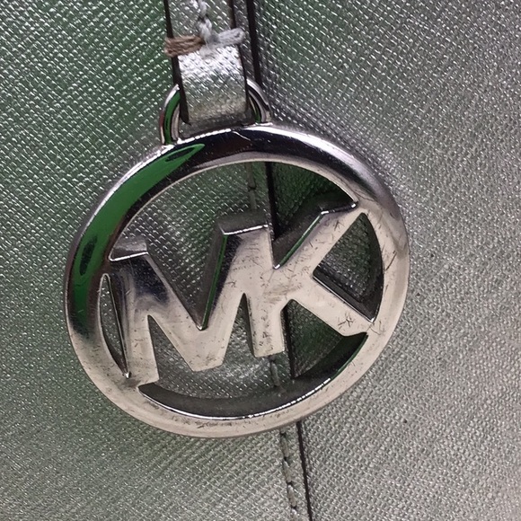 Michael Kors Silver Shoulder Tote Bag - Picture 3 of 16
